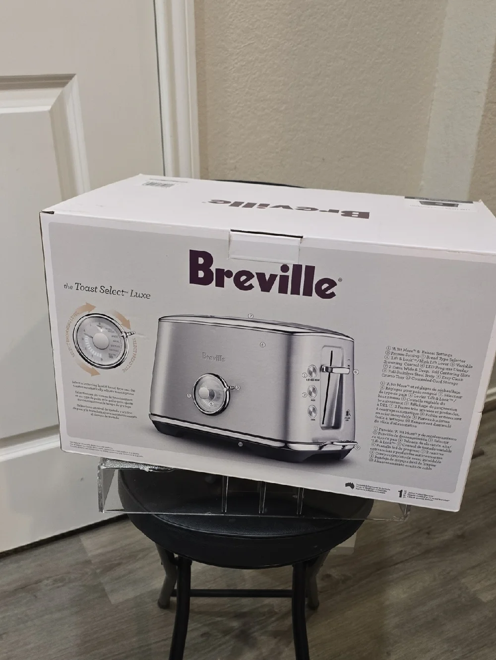 Breville The Toast Select Luxe Noir Edition - Picture 11 of 11